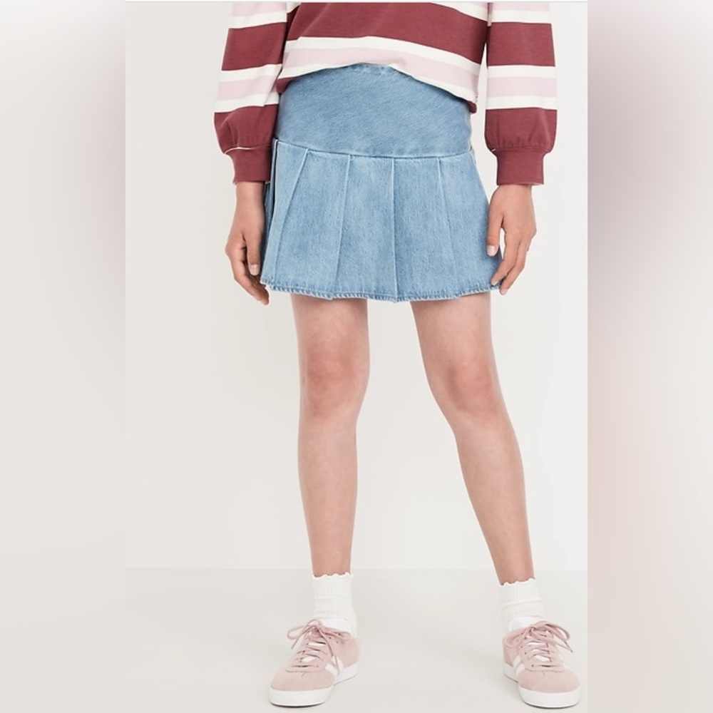 Old Navy Girls Light Wash Denim Pleated Mini Skirt